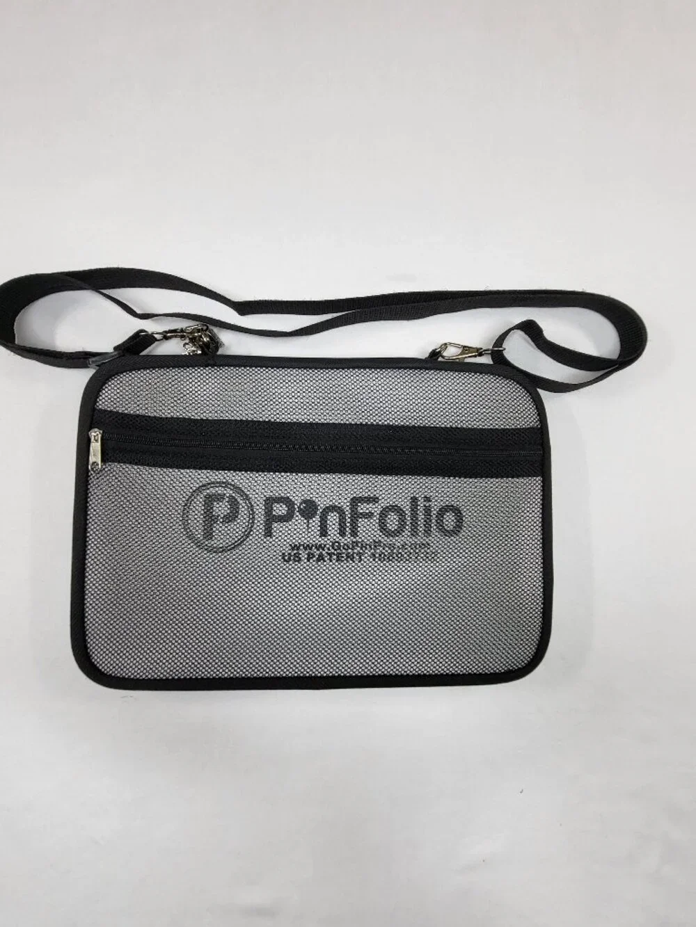 PinFolio GoPinPro Black Gray Pin Trading Bag Display Case Organizer Crossbody